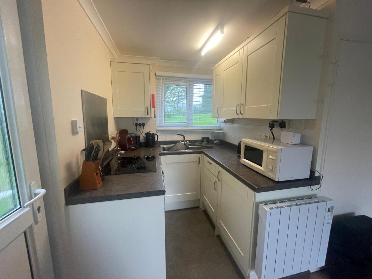 2 Bedroom Holiday Chalet Near Bude Kilkhampton المظهر الخارجي الصورة